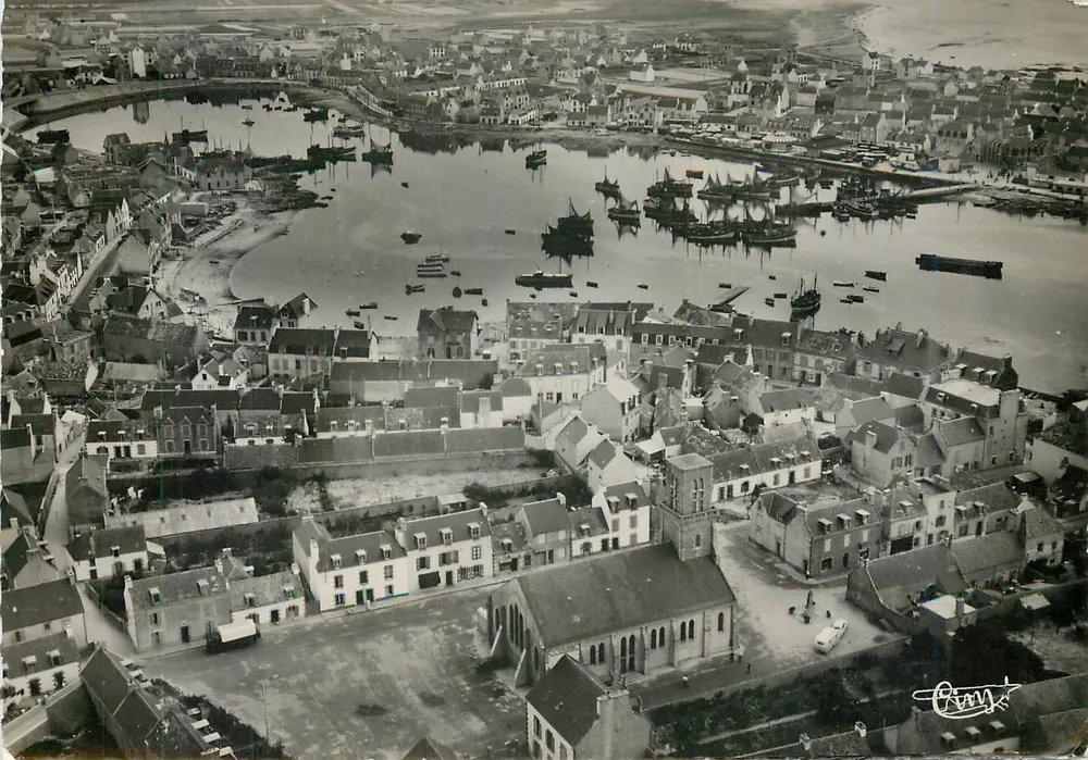 Guilvinec (Finistère) — Allgemeine Luftaufnahme zum Hafen — Éditions Aériennes Combilamp - Vorderseite