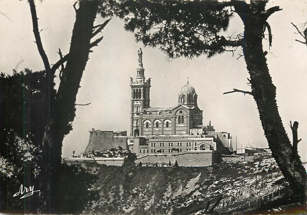Marselha - Basílica Nossa Senhora da Guarda — Ary, fotógrafo - Frente