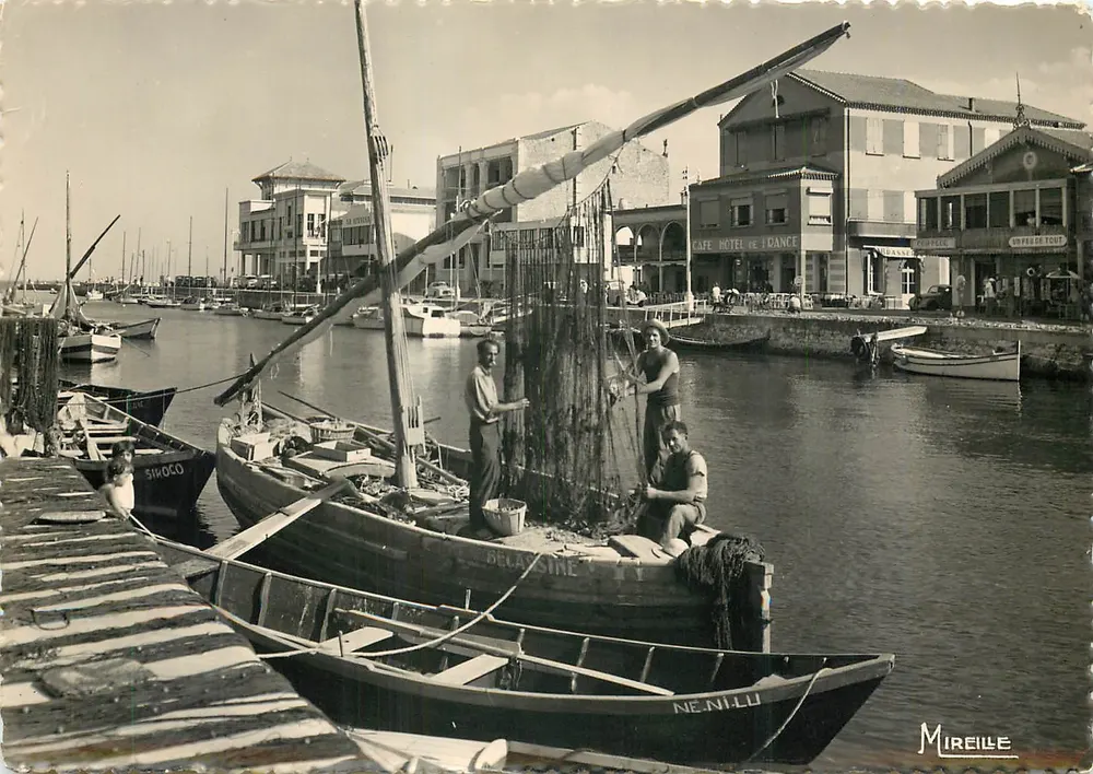Palavas-les-Flots — Ansicht des Kasinos — Mireille - Vorderseite