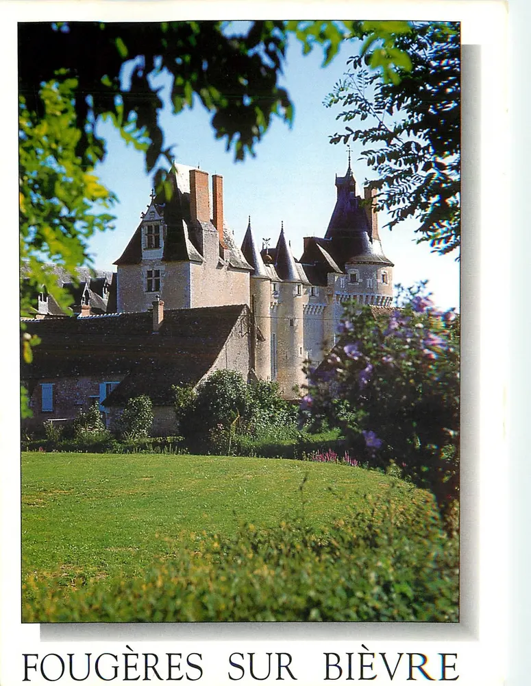Fougères-sur-Bièvre — Castelo — M.G.E. Éditions, n°41 - Frente