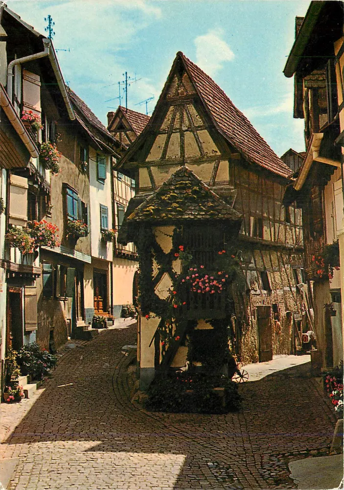 Eguisheim (Alsace) — ruas pitorescas do século XVI — Éditions Ribeauvillé - Frente