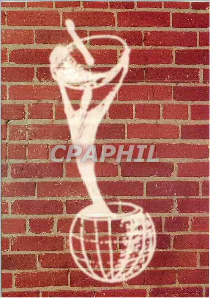 Emmy-Graffiti an Ziegelmauer — Free One, Paris - Vorderseite