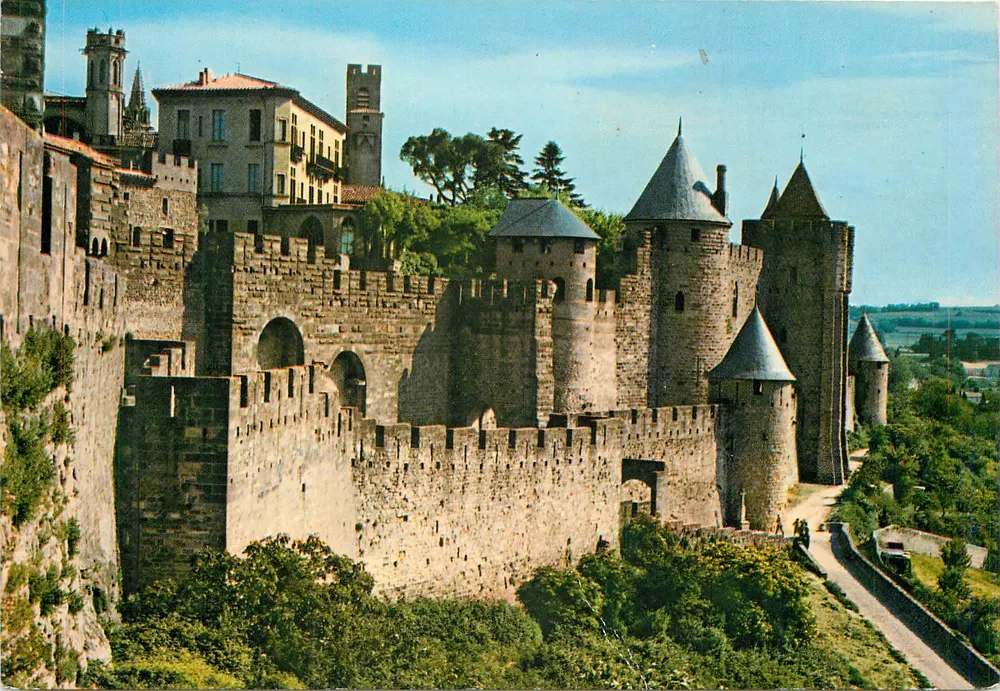 Carcassonne — A Cidade do lado de Aude — Edições S.E.P.T. - 35, Boulevard de Gorbella - Nice - Frente