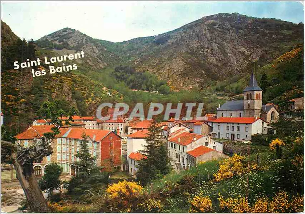 Saint Laurent les Bains — vista panorâmica do vilarejo e da igreja — Edições Cellard - Frente