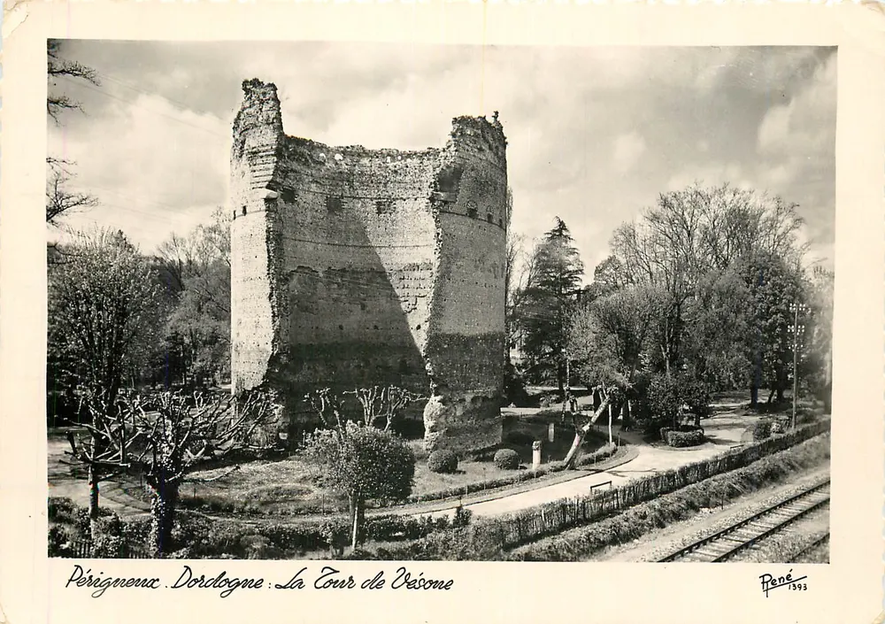Pérignaux, Dordogne : A Torre de Vésone — René, n° 1393 - Frente