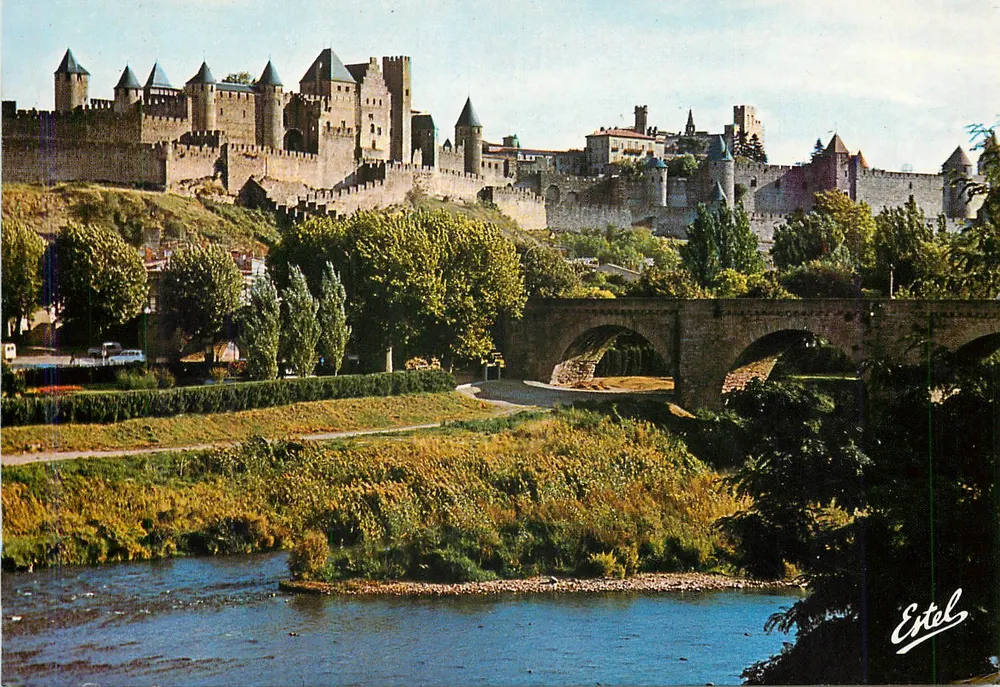 Cidade de Carcassonne (Aude) — Vista geral — Edições ESTEL - Frente