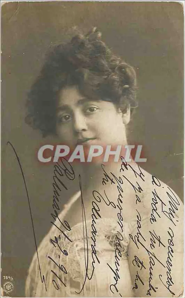 Retrato de uma mulher — fotografia — editor desconhecido, n° 78411 - Frente