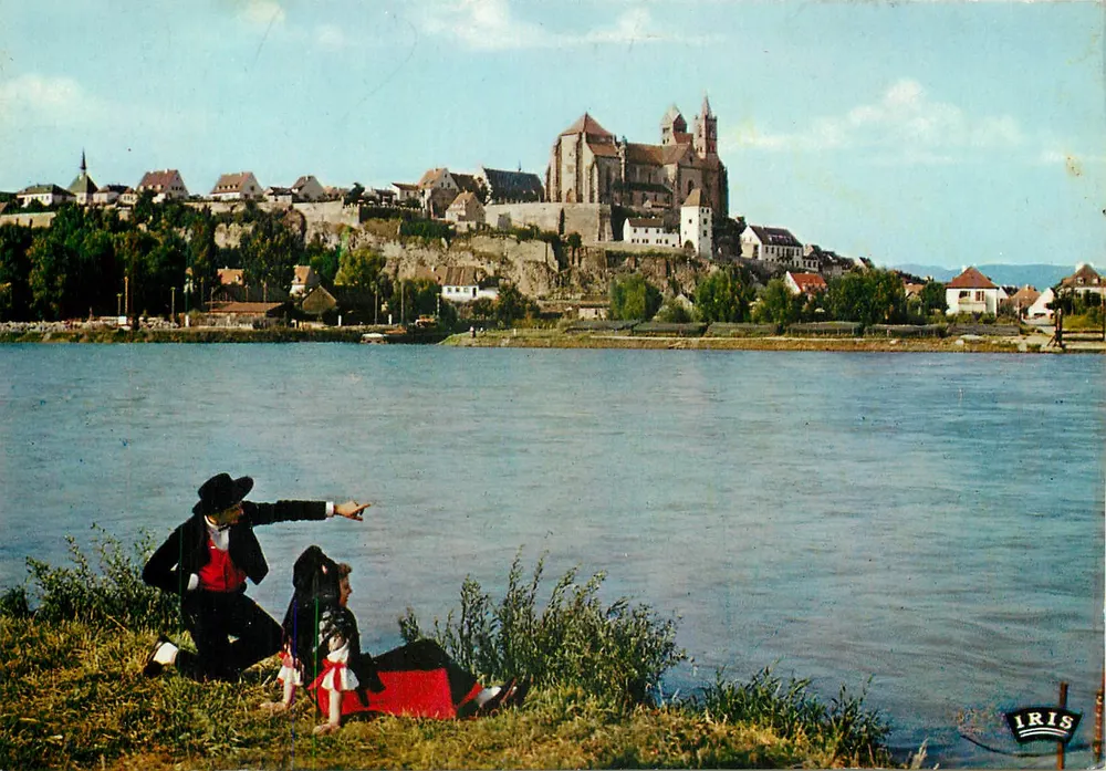Vista da catedral de Estrasburgo — sobre o Reno — editada por IRIS - Frente