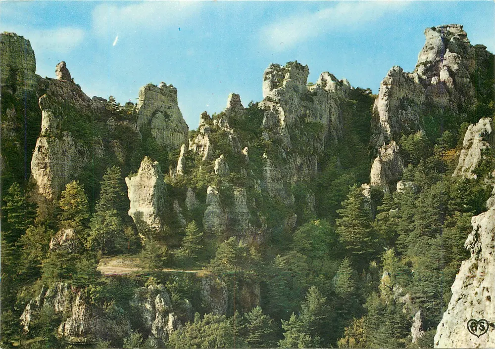 Circo de Rouquettes — Montpellier le Vieux — Société des Cartes Postales APA-POUX - ALBI - Frente