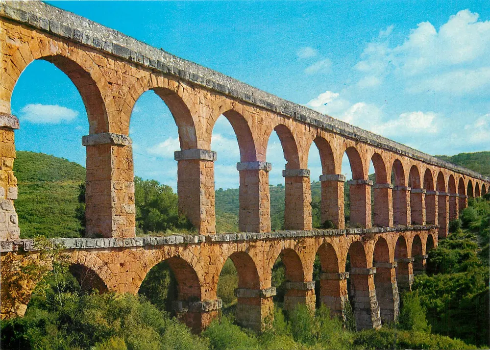 Aqueduto Romano — Costa Dorada, Tarragona — Foto color RAYMOND - Frente