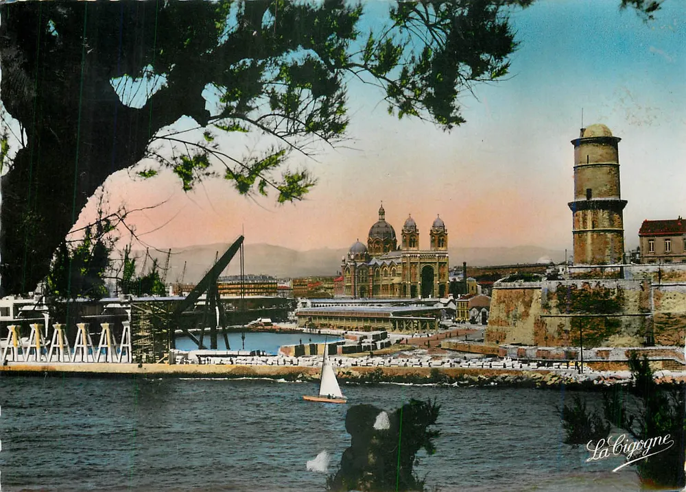 La Cigogne — Marseille, Cathédrale et Fort Saint-Jean — éditeur La Cigogne - Recto
