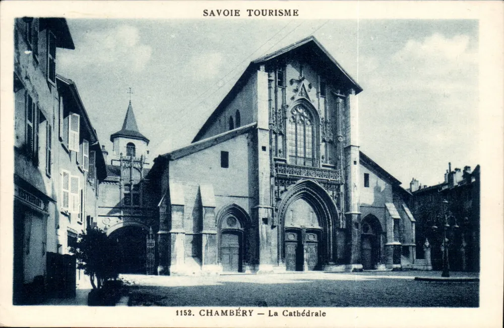 Chambéry — A Catedral — Savoie Tourisme 1152 - Frente