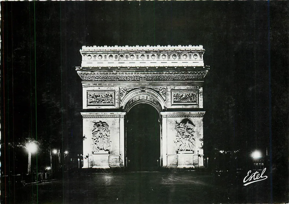 Paris — L'Arc de Triomphe illuminé — Estel - Recto