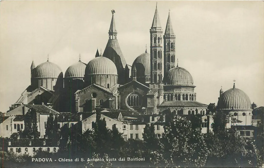 Padua - Kirche Saint Anthony Blick von den Bastionen - Vorderseite