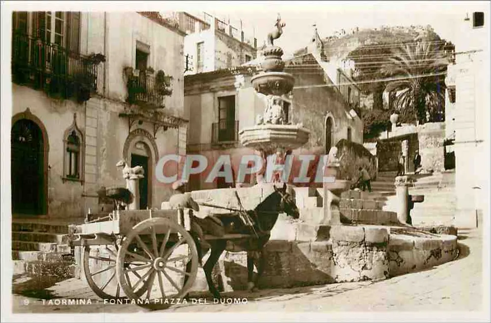 Taormina - Fontana Piazza del Duomo — Ed. G. Kellerman - Recto