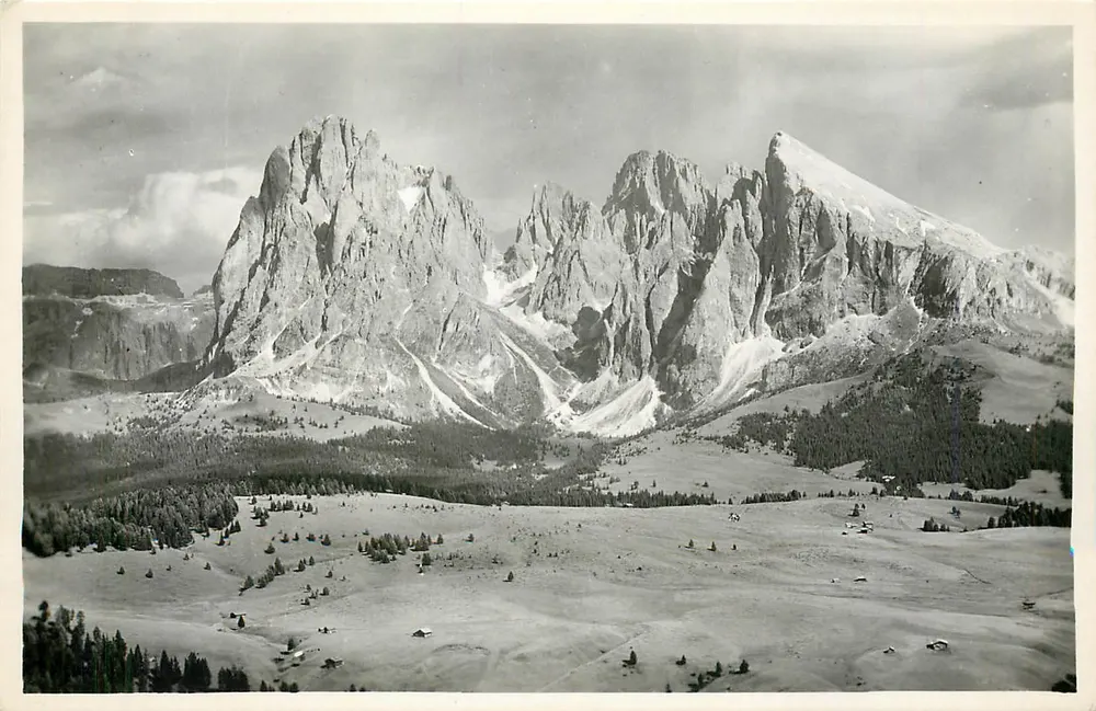 Gruppo del Sassolungo (m. 3178) — Alpen von Siusi — Verlag AMONN, Nr. 38027 - Vorderseite