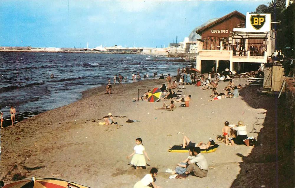 Philippeville (Algérie) — Le Casino — Éditeur Cœuleurs Naturelles - Recto