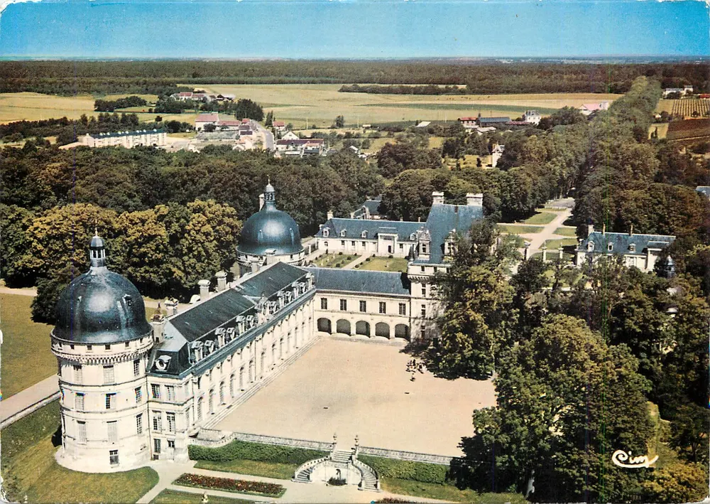 Valençay (Indre) — O Castelo — Editor: Souvenirs de Taldeyrand - Frente