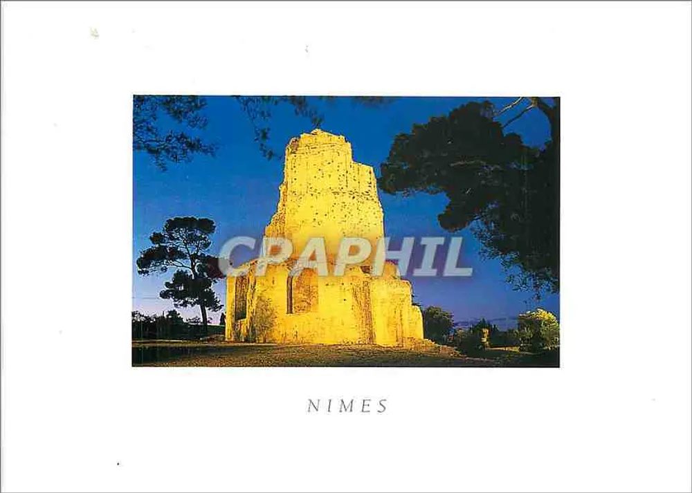 Ruínas de Nîmes — vista do templo da Chassagne — editor Marge - Frente