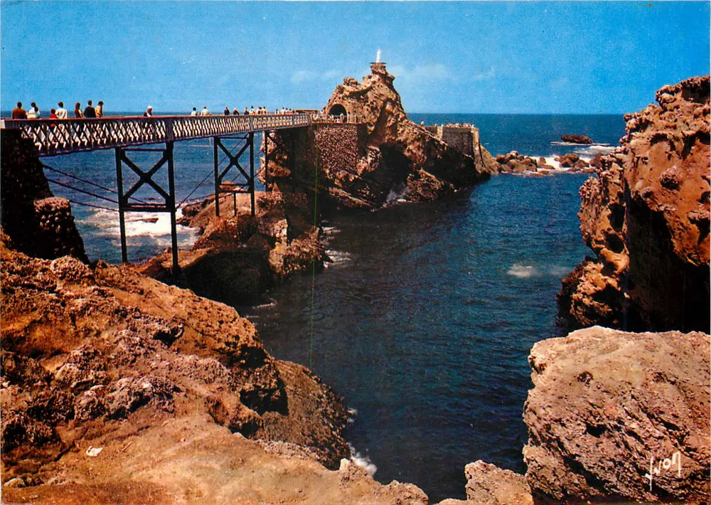 Le Rocher de la Vierge — Biarritz (Pyrénées-Atlantiques) — Éditions Jean-Jaures - Recto