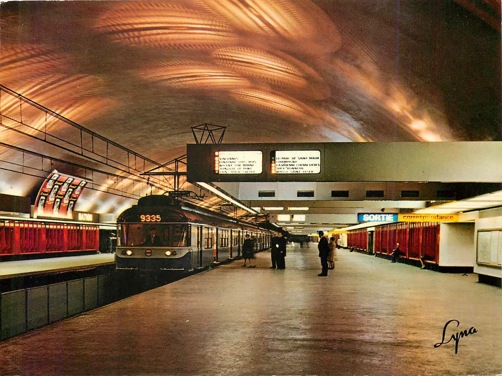 Station Nation — Paris — Verlag Lyna - Vorderseite