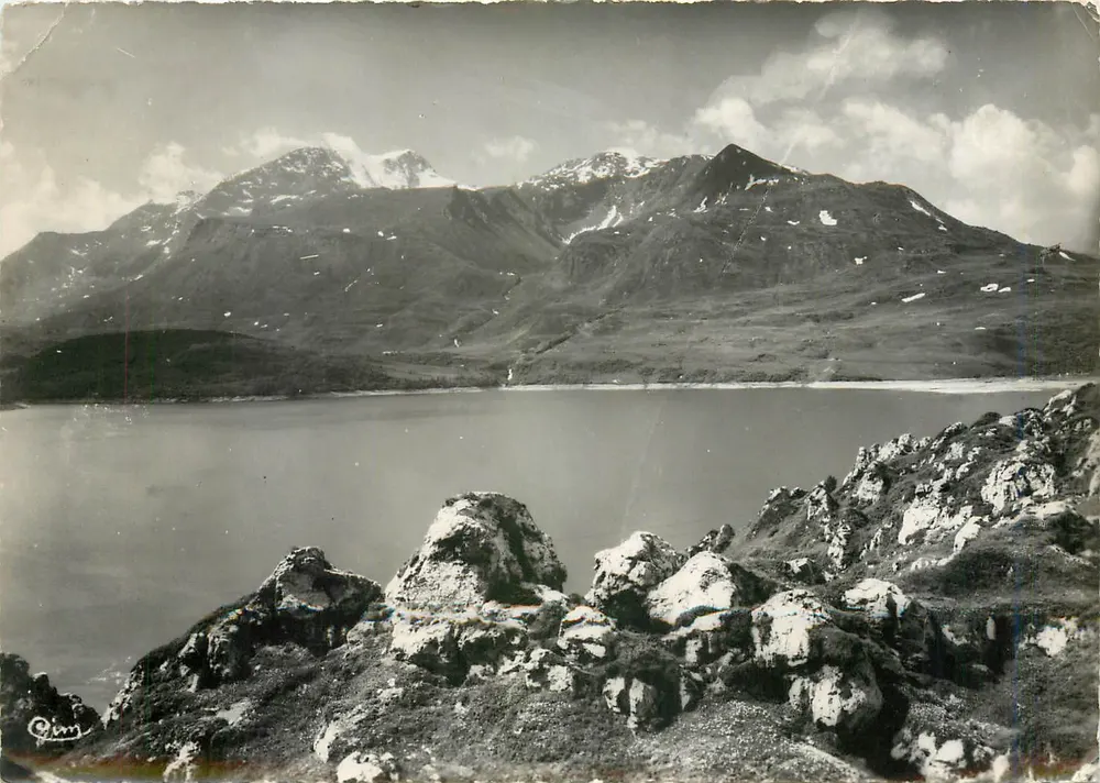 Mont-Cenis (Savoie) — Blick auf den See und die weißen Felsen — Combier Imp. (S.et.L.) - Vorderseite