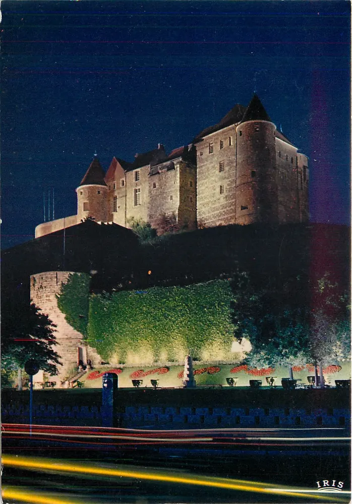 Castelo de Dieppe — noite — Edições IRIS - Frente