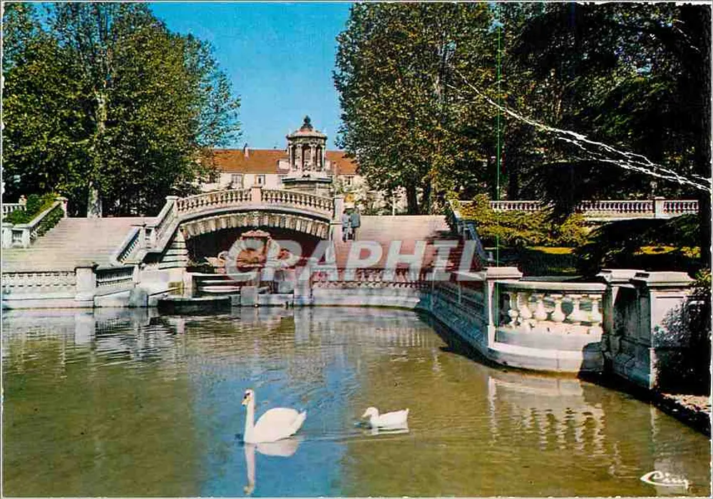 Praça Darcy — Dijon (Côte-d'Or) — Impressor Combier - Frente