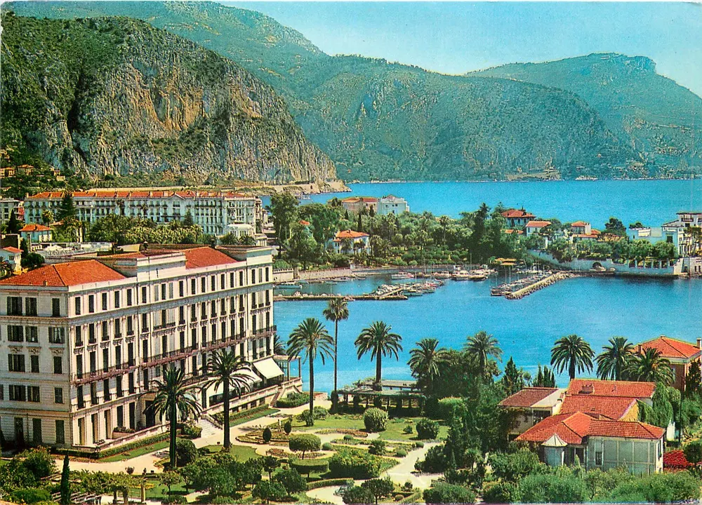 Hotel Bedford — Beaulieu-sur-Mer — Foto R. Iudic & Bienton - Frente