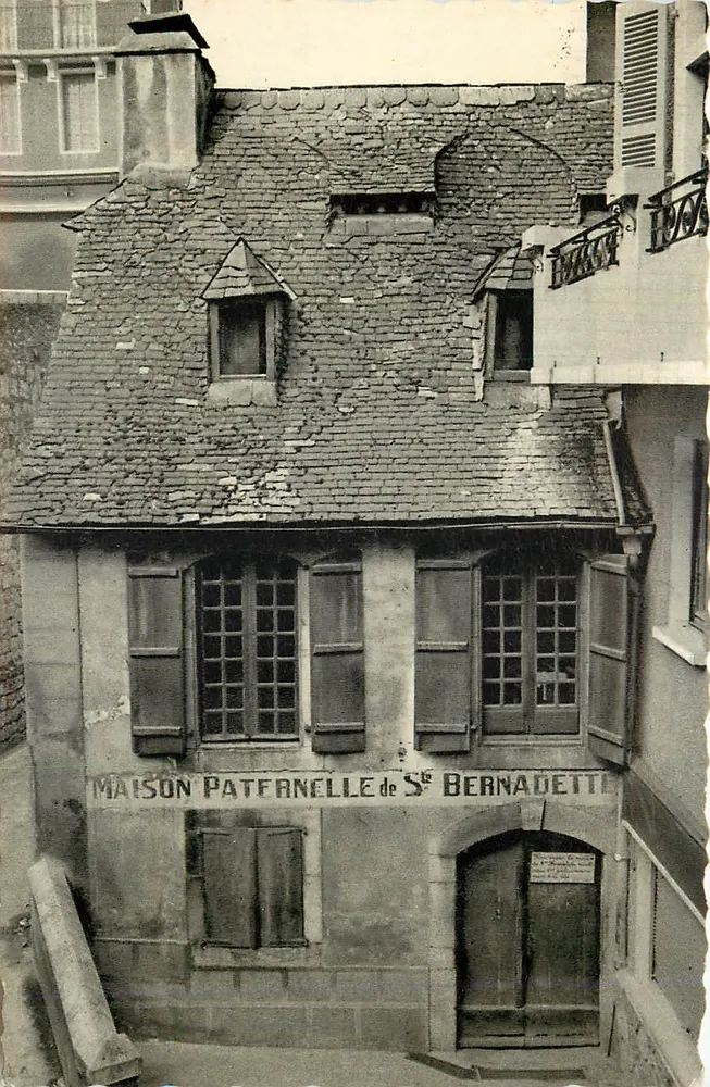 Casa Paternal de Santa Bernadette — Lourdes — Editor: Fabricação francesa - Frente