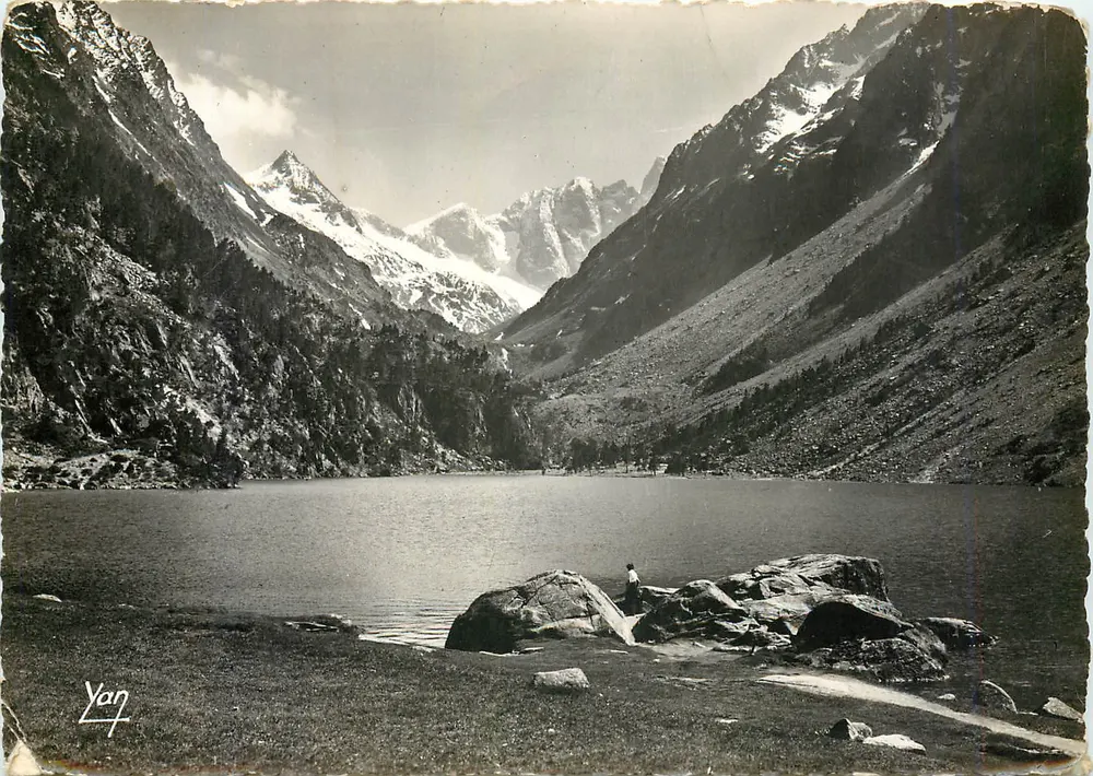 O Lago de Gaube — Altos-Pirineus — Édition QUINAULT, Lourdes - Frente