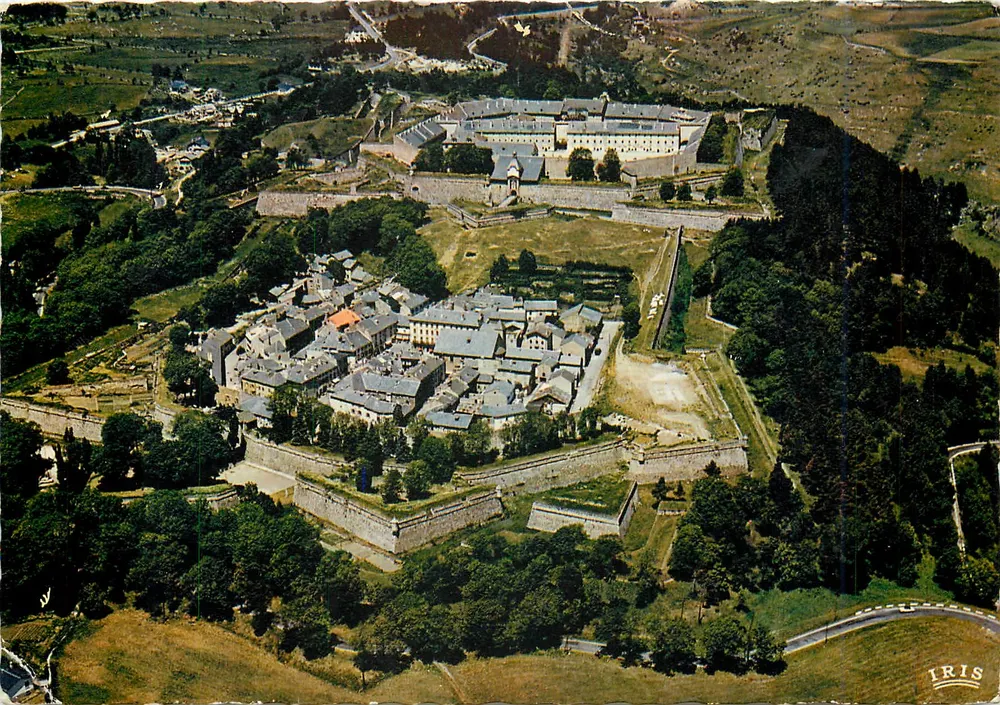 Citadelle von Vauban — Mont-Louis — Iris Editions - Vorderseite