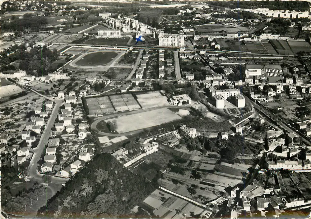 Luftbild des Viertels Montessuy in Caluire-et-Cuise (Rhône) — Les Éditions Jules Bron, n° 4086 - Vorderseite