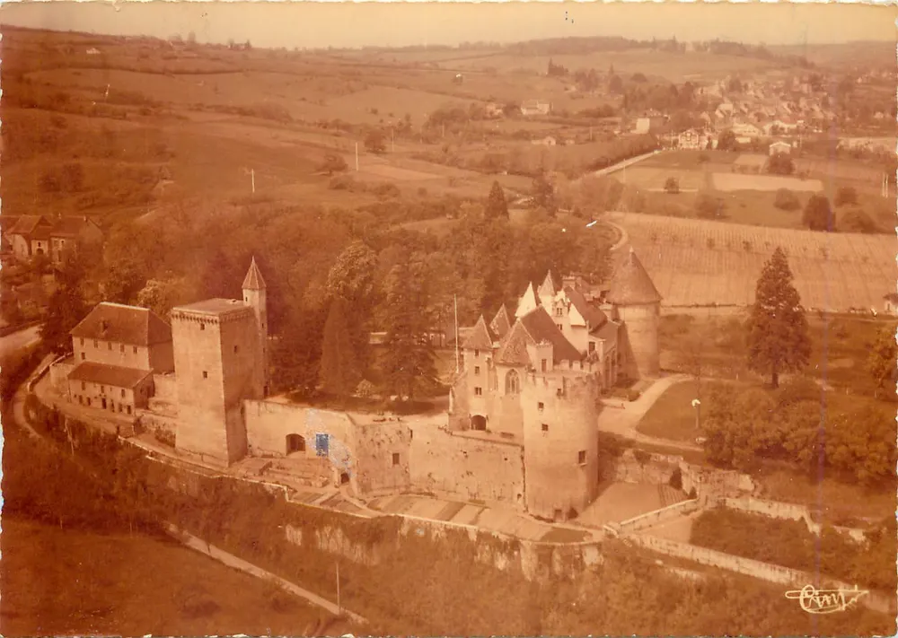 Couches (S.-et-L.) — Schloss Marguerite von Burgund — Combière - Vorderseite
