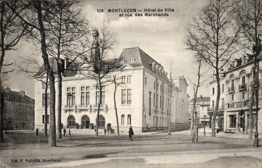 Montluçon — Rathaus und Rue des Marchands — Lib. F. Pointu, Montluçon - Vorderseite
