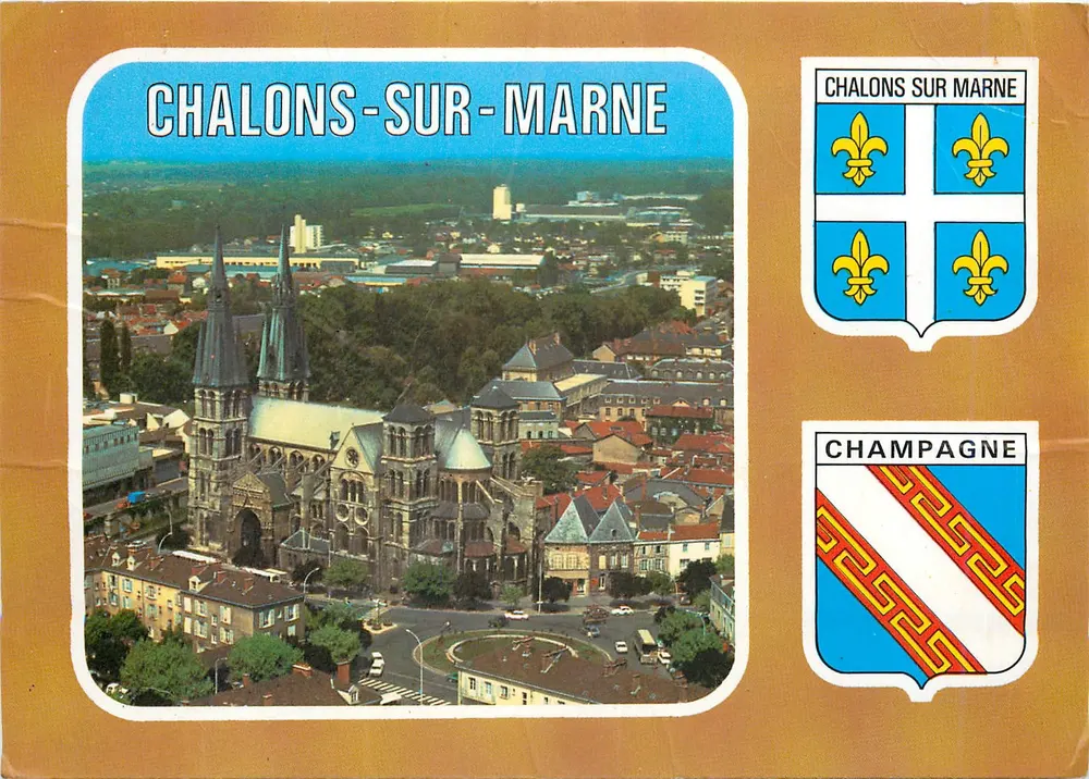 Chalons-sur-Marne — vista aérea da catedral — Éditions Le Blanc Mesnil - Frente
