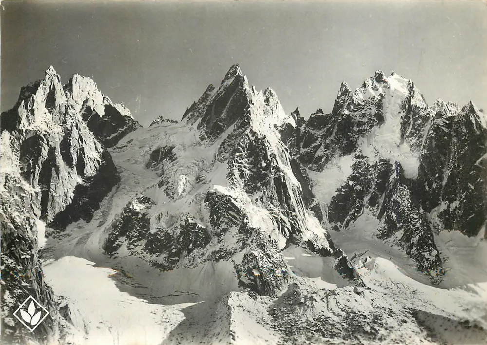 As Agulhas de Chamonix — Grandes Charmoz, Grepon, Blaïtière — Sociedade de Edições dos Fotógrafos Imagistas, Paris - Frente
