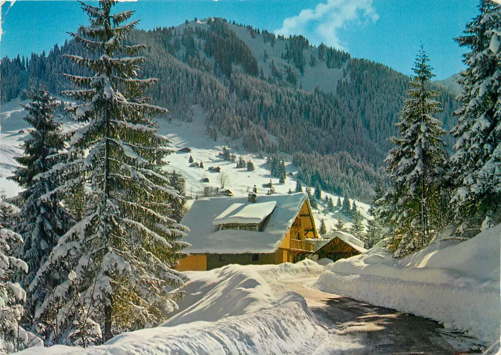 O Rocha Savoyard — vista invernal nevada — Edições Situation Chaloyard, Châtel - Frente