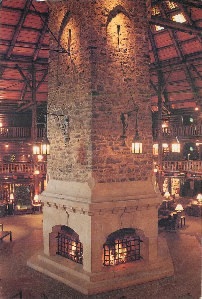 Le Château Montebello — Hotel und Ferienresort — Druckerei Plantagenet Printing, Québec - Vorderseite