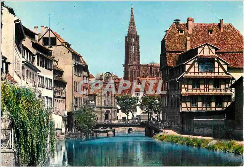 Strasbourg — A Petite-France e a Catedral — Edições Mexichrome - Frente