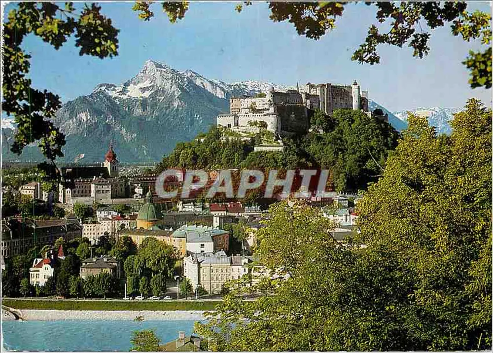 Salzburgo — vista da cidade e do castelo de Hohensalzburg com o monte Untersberg — edição Farbeaufnahme CS 20 N - Frente