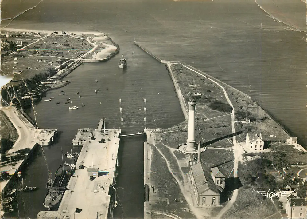 Ouistreham-Riva-Bella — Le Port — Éditions Gaby, Nantes - Recto