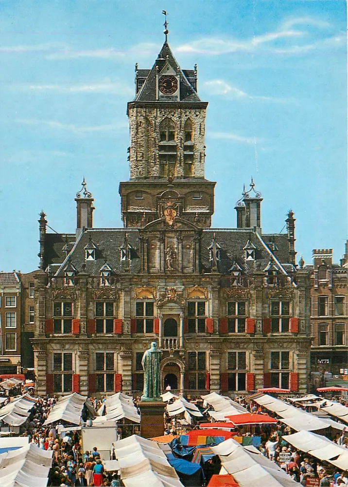 Delft/Hollande — Stadhuis du XVIIe siècle avec tour du XIVe siècle — Gabor van Houten & Sons - Recto