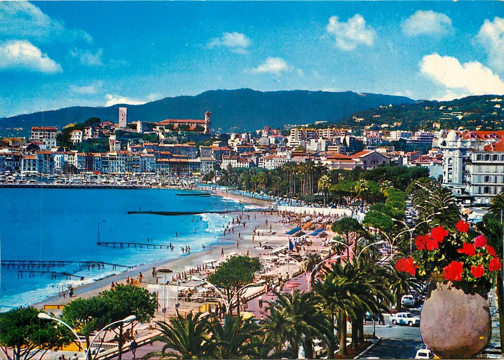 Cannes - Costa Azul - Promenade de la Croisette - Le Buquet - Frente