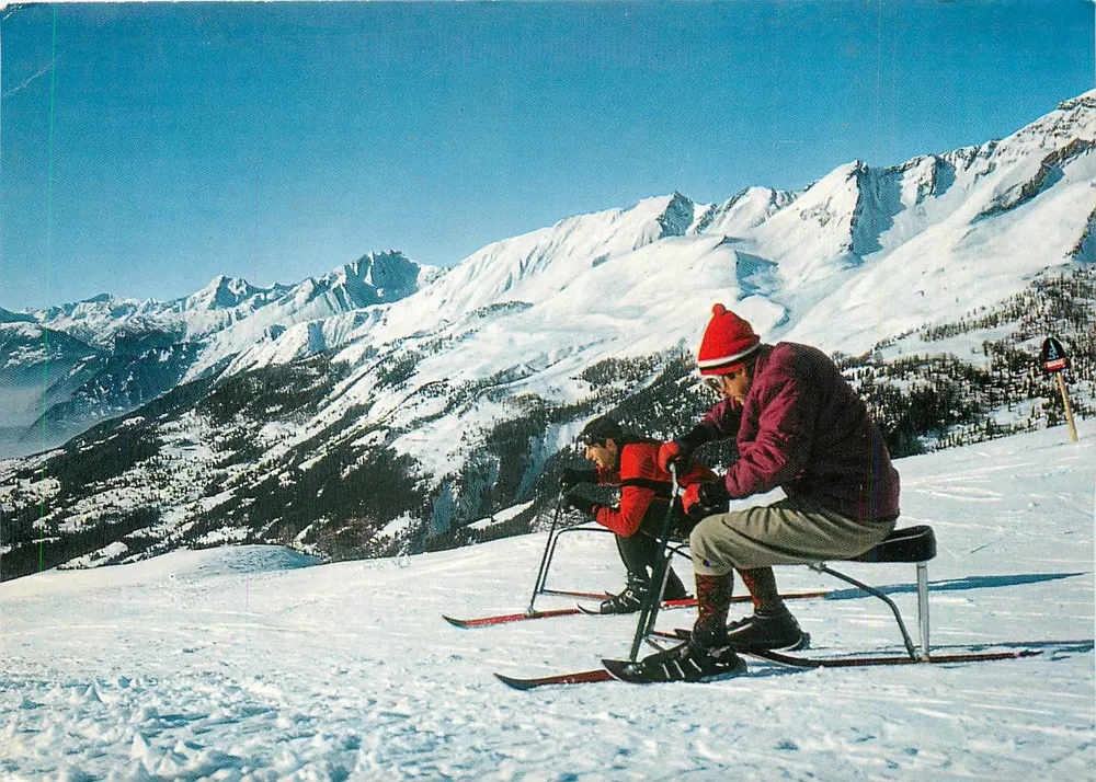 Dois esquiadores em skibobs em Crans-Sainte-Croix — Edições Perrochet, n° 5360 - Frente