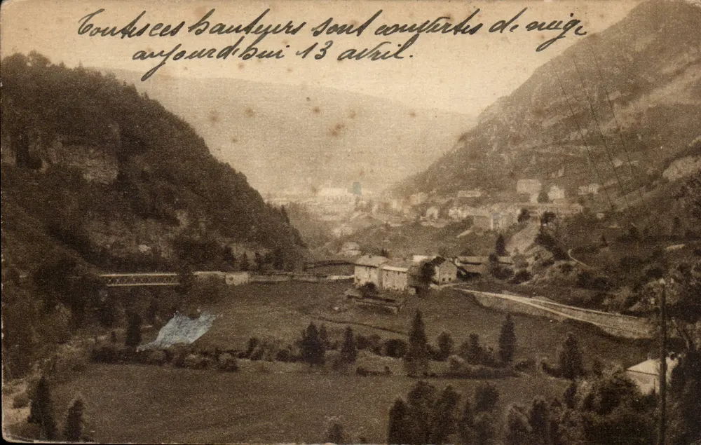 Saint-Clau de Bouchoux — Ansicht des Dorfes und Brücke — anonymer Verleger, Seriennummer nicht sichtbar - Vorderseite