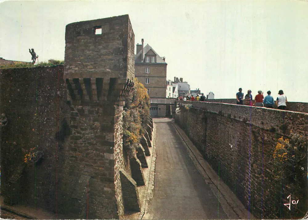Saint-Malo — Bastion do Cavaleiro — Edições JOS. La Décé - Frente