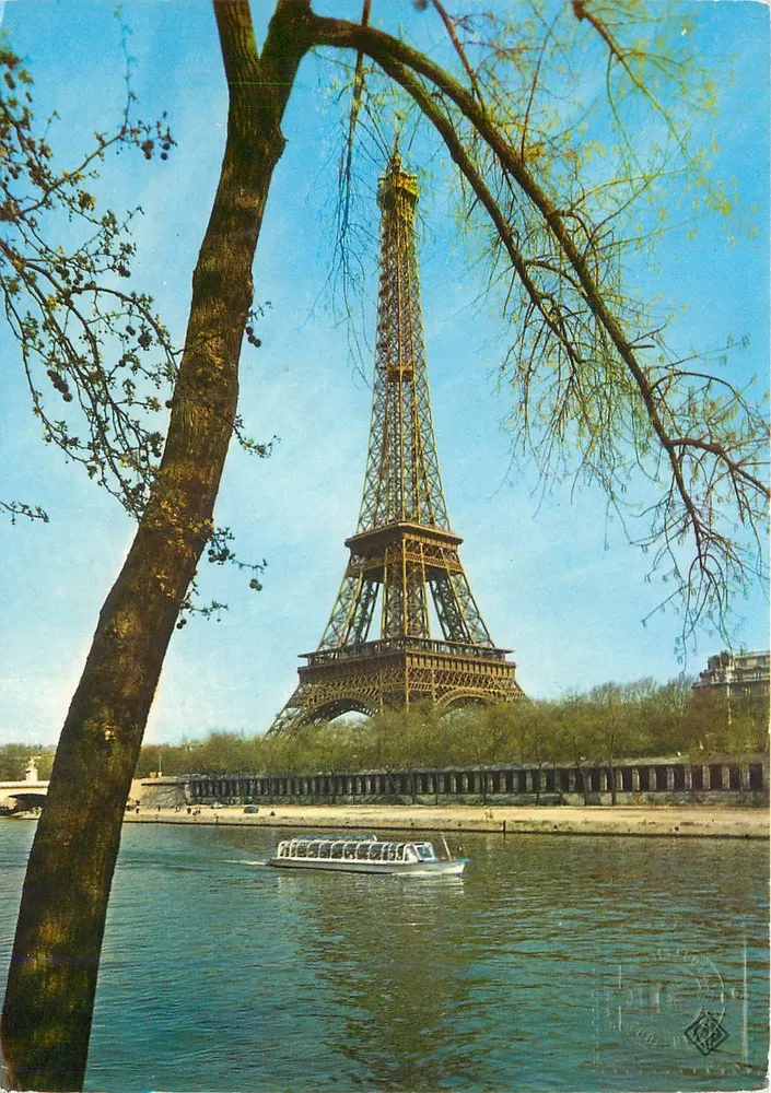 Eiffelturm — Boot auf der Seine — Sonderausgabe des Eiffelturms, n°8266 - Vorderseite