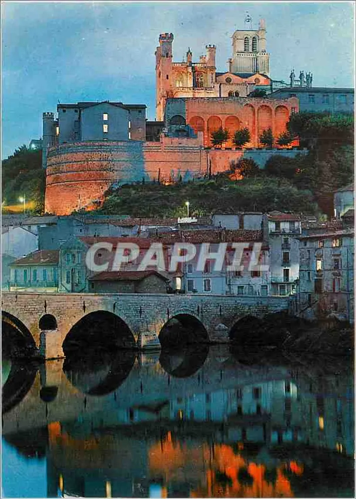 Beziers — Blick auf Schloss und Kathedrale bei Dämmerung — Editions de France - Vorderseite