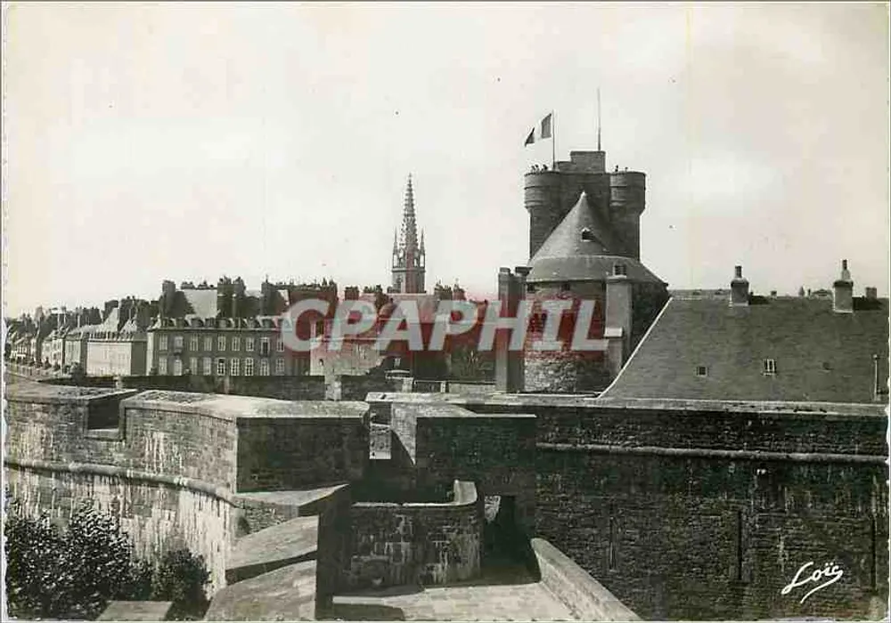 Saint-Malo — Um Canto do Castelo — editor Laurent Penel, série 35 - Frente